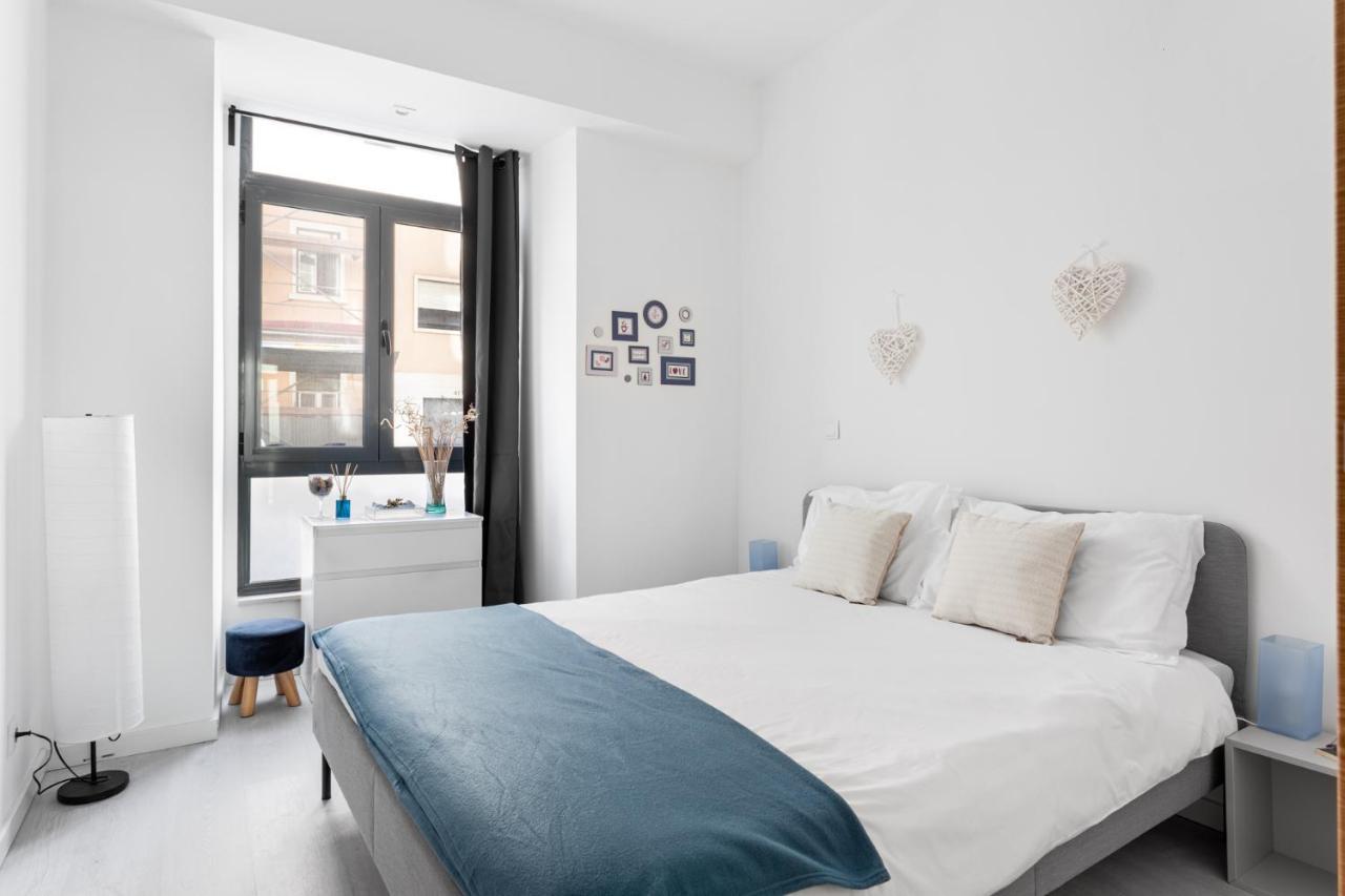 Altido Stylish Arroios Apartments, 20 Min To Centre Lisbon Exterior photo